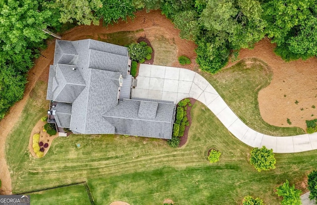 aerial view of property and surrounding area