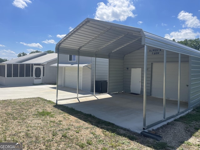 659 Voyles Rd, Carnesville, GA 30521 - back of property featuring a garage