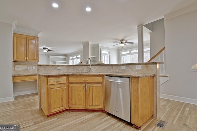 112 Windalier Rdg, Peachtree City, GA 30269 - kitchen featuring a sink, stainless steel dishwasher, a ceiling fan, decorative backsplash, and light wood-type flooring