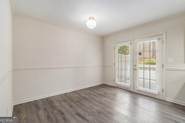 6900 Roswell Rd Unit F6, Atlanta, GA 30328 - spare room featuring wood finished floors, ornamental molding, and baseboards