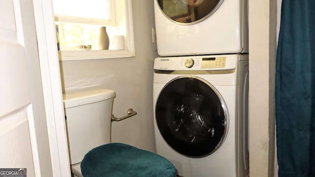 288 Harper Rd SE, Atlanta, GA 30315 - laundry area featuring stacked washer / dryer