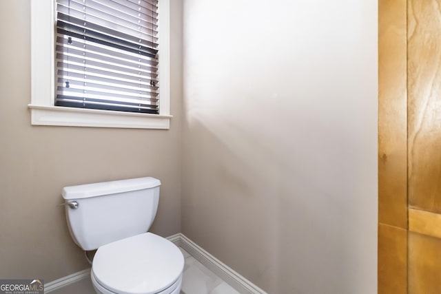 663 Warm Springs Ct, Loganville, GA 30052 - bathroom with baseboards