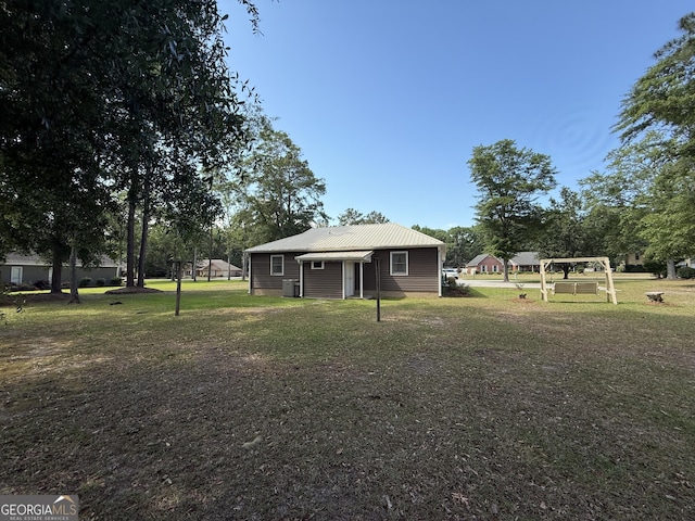 view of grassy yard