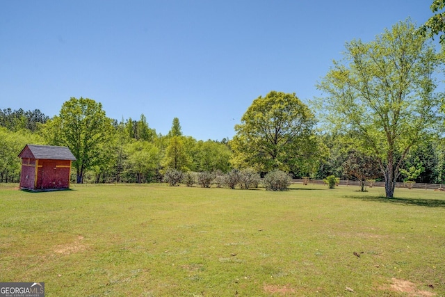637 Lakeview Dr, Newborn, GA 30056 - view of yard