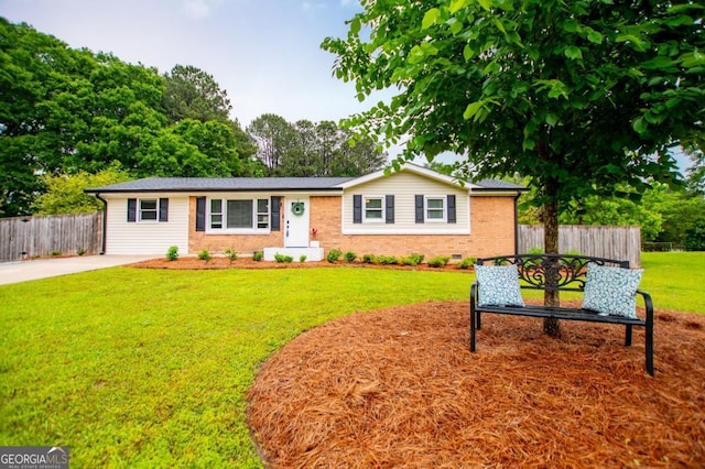 4529 Lakeview Dr, Powder Springs, GA 30127 - ranch-style home with brick siding