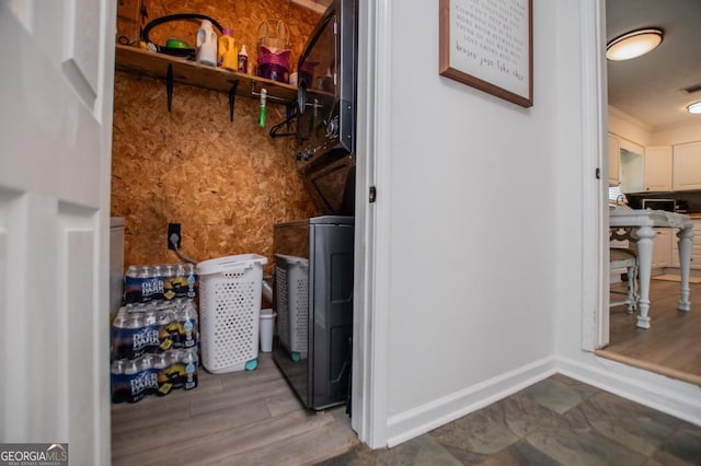 4529 Lakeview Dr, Powder Springs, GA 30127 - view of pantry