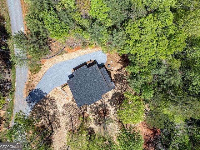 aerial view of property and surrounding area