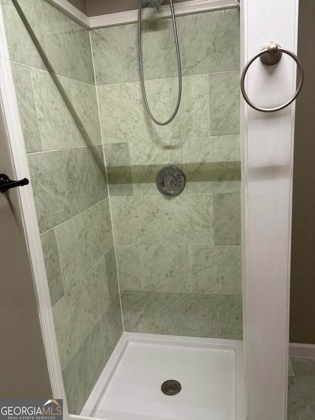 2828 Hicks Rd SW, Marietta, GA 30060 - bathroom featuring a stall shower