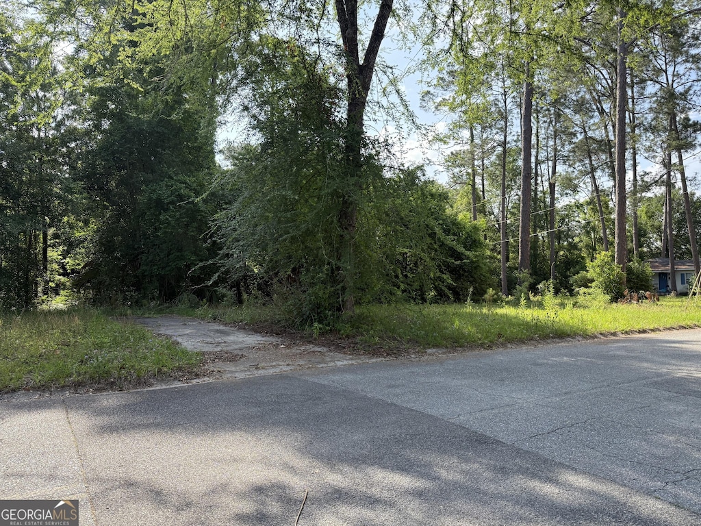1102 Saint Marys Dr, Waycross, GA 31501