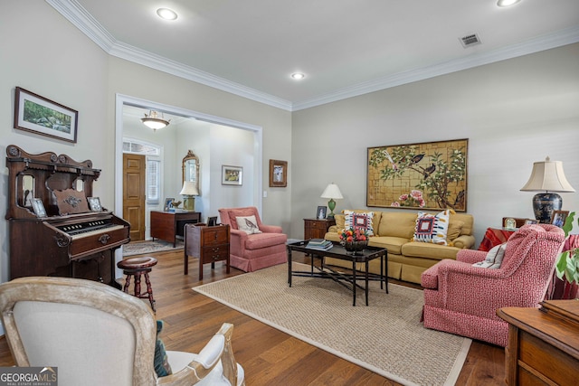 4722 Timarron Loop, Columbus, GA 31904 - living room featuring ornamental molding, wood finished floors, and recessed lighting