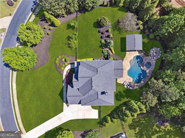 bird's eye view of a pool area
