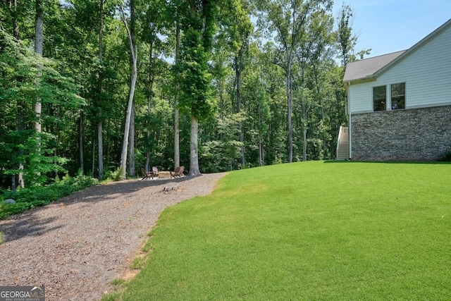 2861 Digna Ct, Acworth, GA 30101 - view of green lawn with driveway and stairway