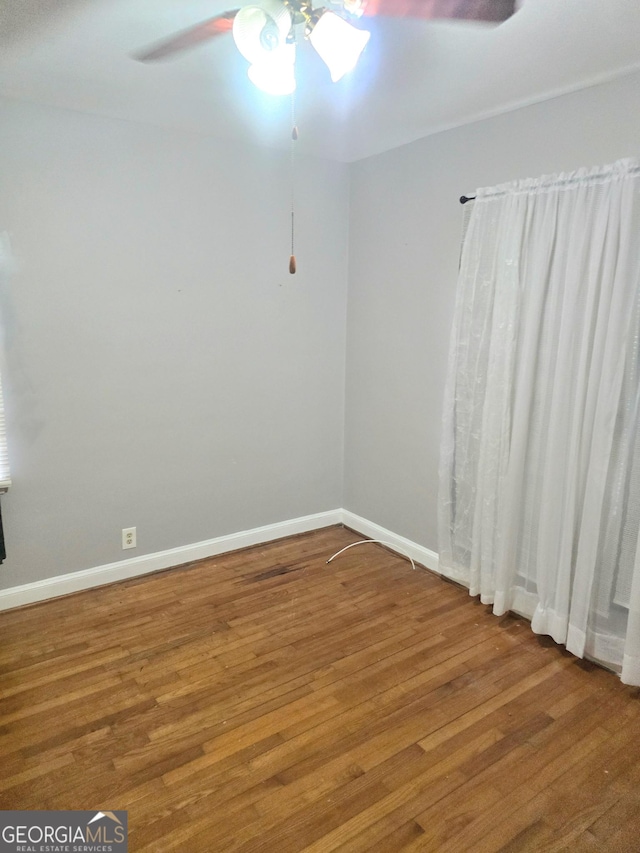142 Wilshire Rd NE, Rome, GA 30161 - empty room featuring ceiling fan, wood finished floors, and baseboards