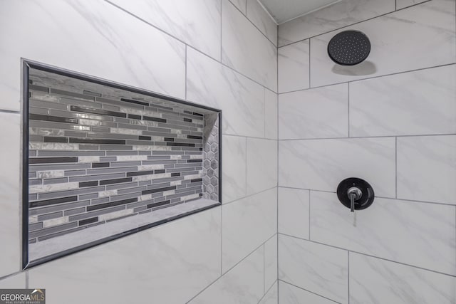 11 Cloverhurst Dr, Toccoa, GA 30577 - bathroom view of tiled shower
