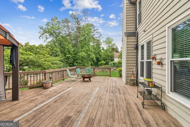 840 Yosemite Dr, Suwanee, GA 30024 - view of wooden deck