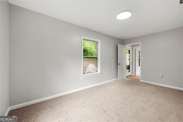 2828 Cloverhurst, Atlanta, GA 30344 - carpeted empty room featuring baseboards