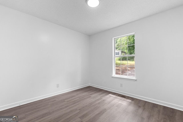 118 Greentree Pkwy, Macon, GA 31220 - unfurnished room featuring dark wood-type flooring and baseboards