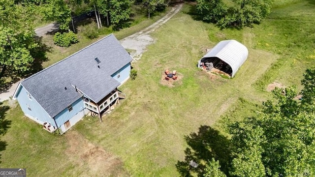 aerial view of property and surrounding area