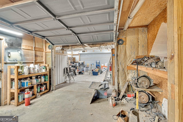 95 Stephens Dr, Covington, GA 30016 - garage with a workshop area