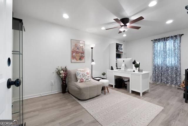 office area featuring a ceiling fan, light wood-style floors, recessed lighting, and baseboards