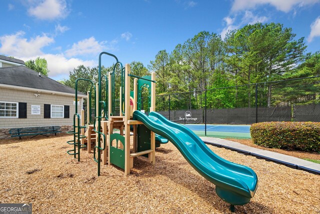 59 Kaiser Ct, Dallas, GA 30132 - community jungle gym with fence