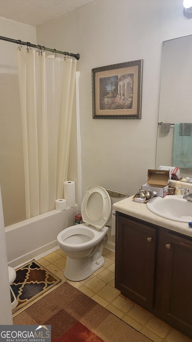 6880 Mountain Cir, Riverdale, GA 30274 - bathroom featuring toilet, vanity, shower / tub combo, and a textured ceiling