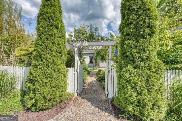 275 Everetts Vw, Blairsville, GA 30512 - gate with fence