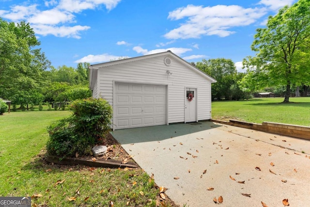 2620 Dr Bramblett Rd, Cumming, GA 30028 - detached garage with driveway