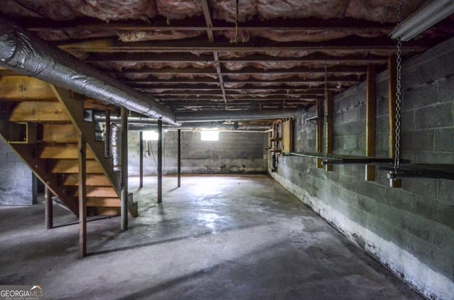 706 Jones Mill Rd, Cartersville, GA 30120 - below grade area featuring stairs