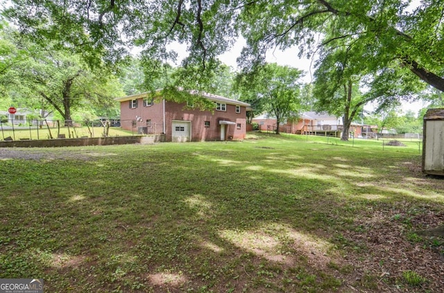 706 Jones Mill Rd, Cartersville, GA 30120 - view of yard featuring a garage