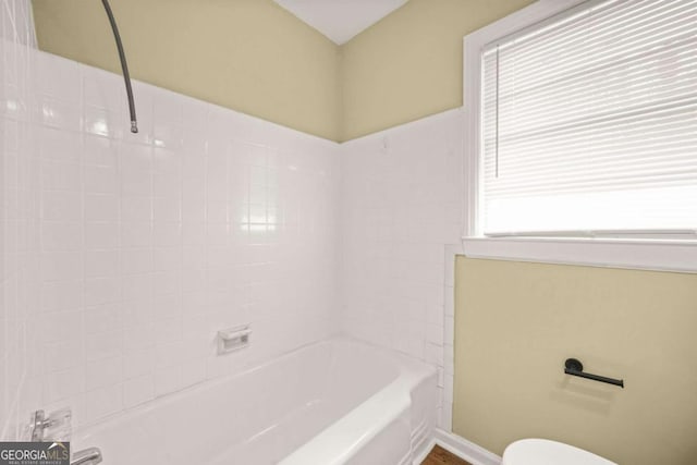 2703 Flagstone Dr SE, Atlanta, GA 30316 - full bathroom featuring toilet and shower / bathtub combination