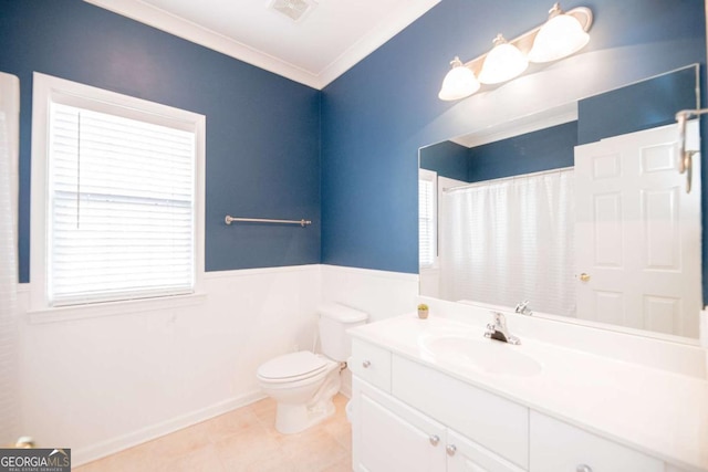 2114 Woodland Ln, Alpharetta, GA 30009 - full bath featuring vanity, toilet, wainscoting, ornamental molding, and curtained shower