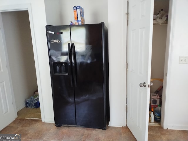 11950 Markham Way, Hampton, GA 30228 - kitchen with black fridge