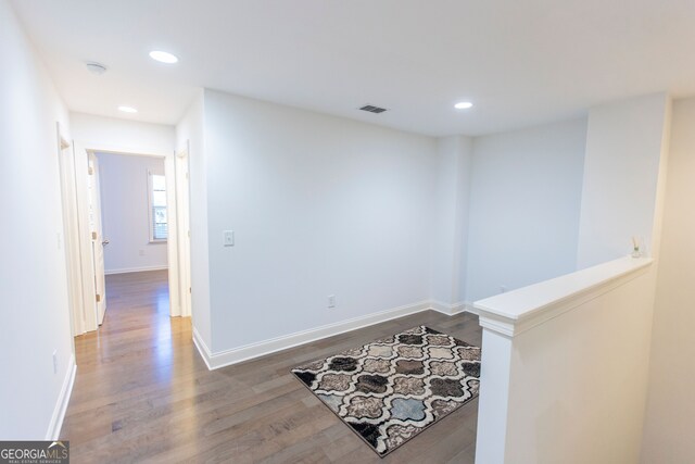 9872 Cameron Parc Cir, Johns Creek, GA 30022 - hall featuring wood finished floors, recessed lighting, and baseboards