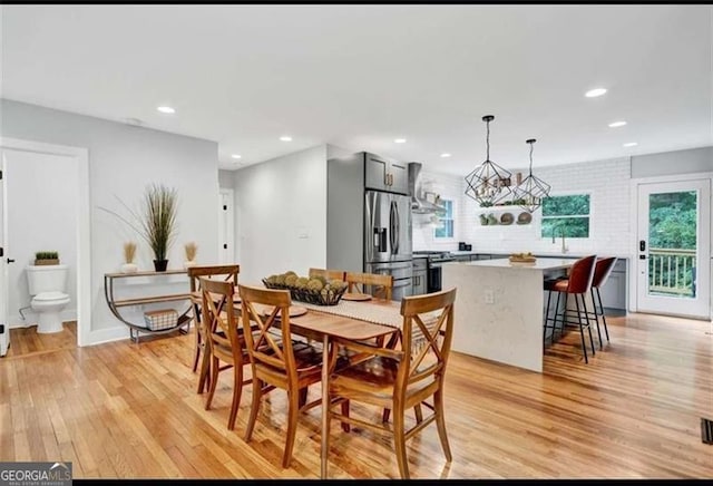 1571 Blvd Lorraine, Atlanta, GA 30311 - dining room with light wood-style flooring, recessed lighting, and a chandelier