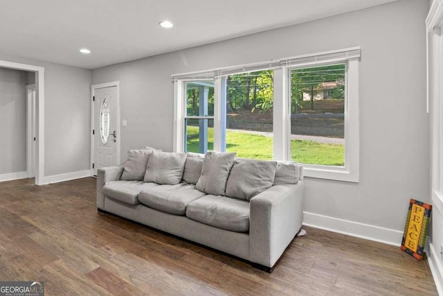 2025 Venetian Dr SW, Atlanta, GA 30311 - living area featuring baseboards, healthy amount of natural light, recessed lighting, and wood finished floors