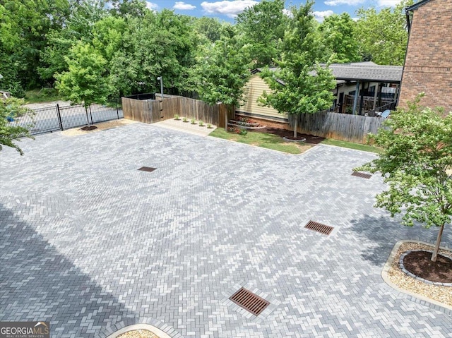 701 Pryor St SW # 5, Atlanta, GA 30315 - view of yard featuring fence and a gate