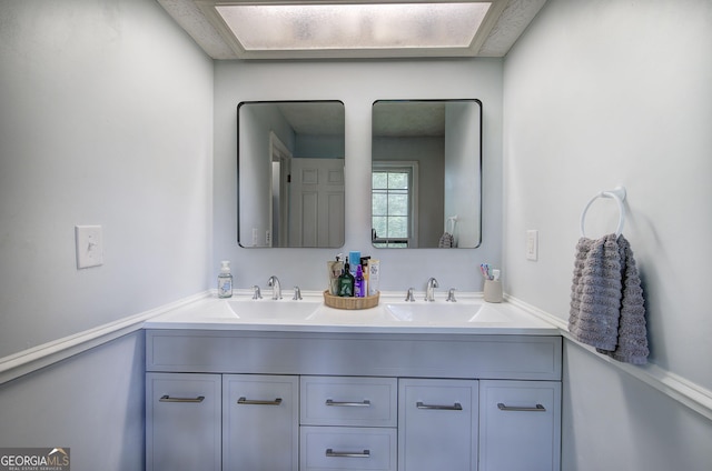 567 Fred Kelley Rd NE, Rome, GA 30161 - bathroom featuring double vanity