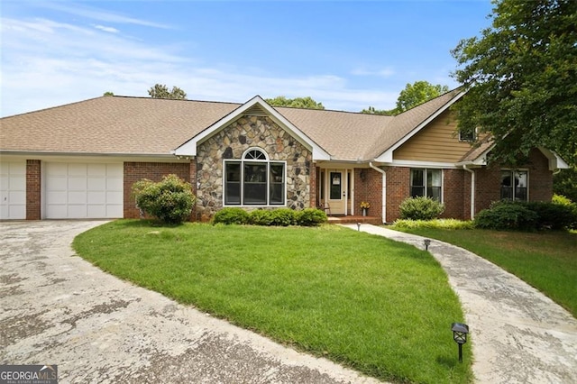 2139 Bramlett Pl NW, Marietta, GA 30064 - ranch-style house with an attached garage, a front yard, asphalt driveway, and brick siding