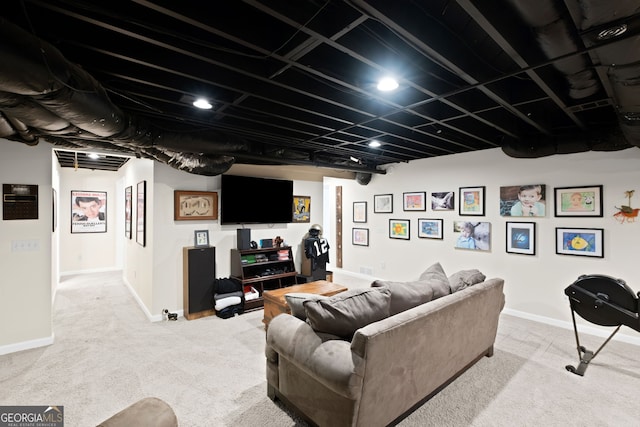 living area with carpet floors and baseboards
