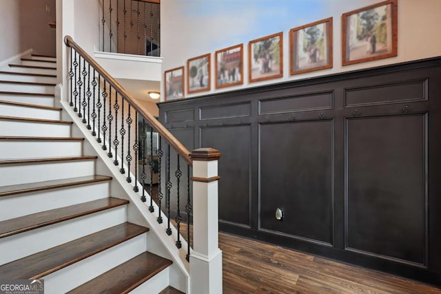 309 Nashview Trl, Allenhurst, GA 31301 - stairs with wood finished floors