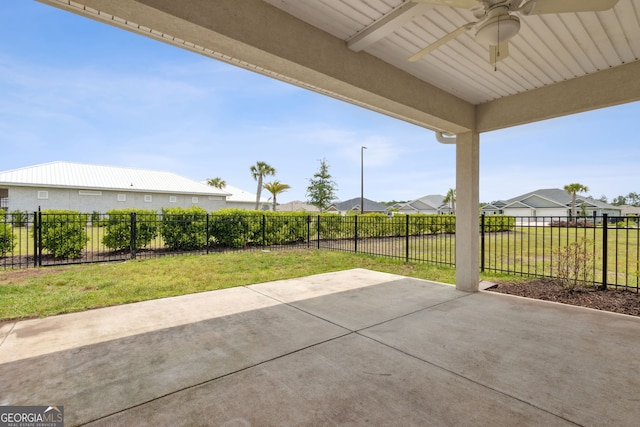 125 The Villas Way, Kingsland, GA 31548 - fenced backyard featuring ceiling fan, a residential view, and a patio