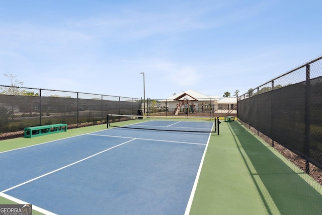 125 The Villas Way, Kingsland, GA 31548 - view of tennis court with fence