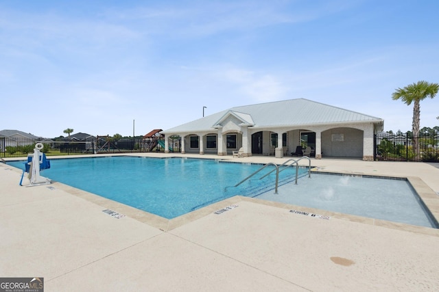 125 The Villas Way, Kingsland, GA 31548 - community pool with fence and a patio