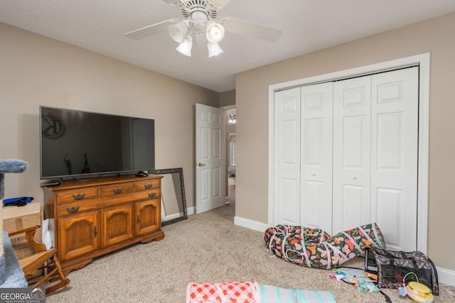 900 Bay Laurel Cir, Warner Robins, GA 31088 - game room with light colored carpet, ceiling fan, and baseboards