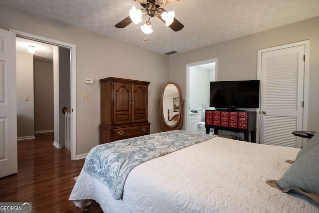 bedroom with wood finished floors, baseboards, and ceiling fan