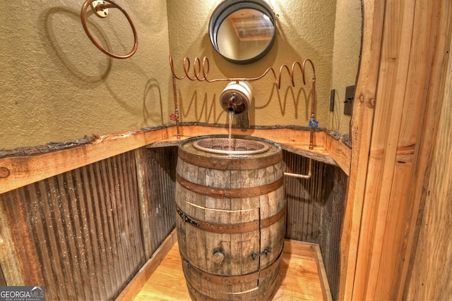 179 Huckleberry Ln, Ellijay, GA 30536 - detailed view of wood finished floors and a textured wall