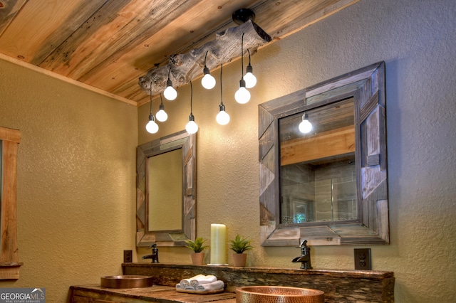 179 Huckleberry Ln, Ellijay, GA 30536 - bathroom featuring a textured wall and double vanity