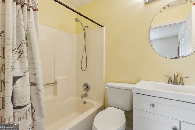 114 Pineneedle Ct, Kingsland, GA 31548 - full bath with shower / bath combo, vanity, and toilet