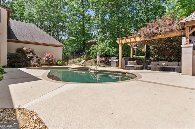 194 Sentinel Pl SE, Marietta, GA 30067 - view of swimming pool with a patio, a pergola, and outdoor lounge area